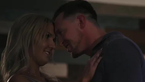 sexy Tbabe Kayleigh Coxx sucks Hunk Coeds 10-Pounder