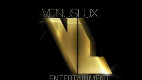 Venus Lux Lounge Solo