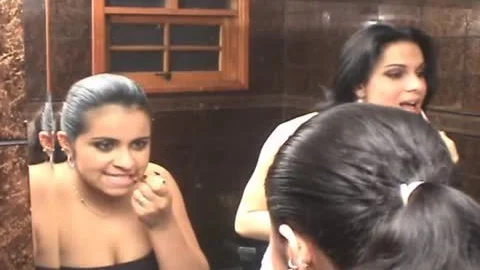 tasty cheeky shemale pound Deliciosa overweight latin chick In biffy Part. 1/4