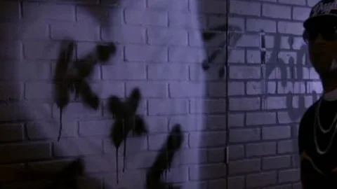 lady-mans Smoking And slamming In Alley
