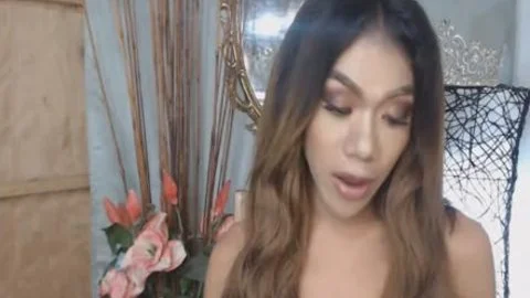 Exotic ladyboy Seduces With Her large cock